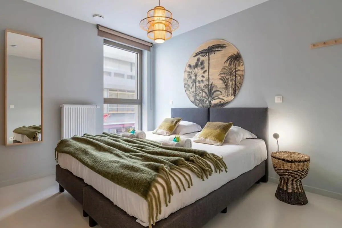 Huswell - Queen At Sea: Modern 2 Bedroom Apartement Oostende Appartement